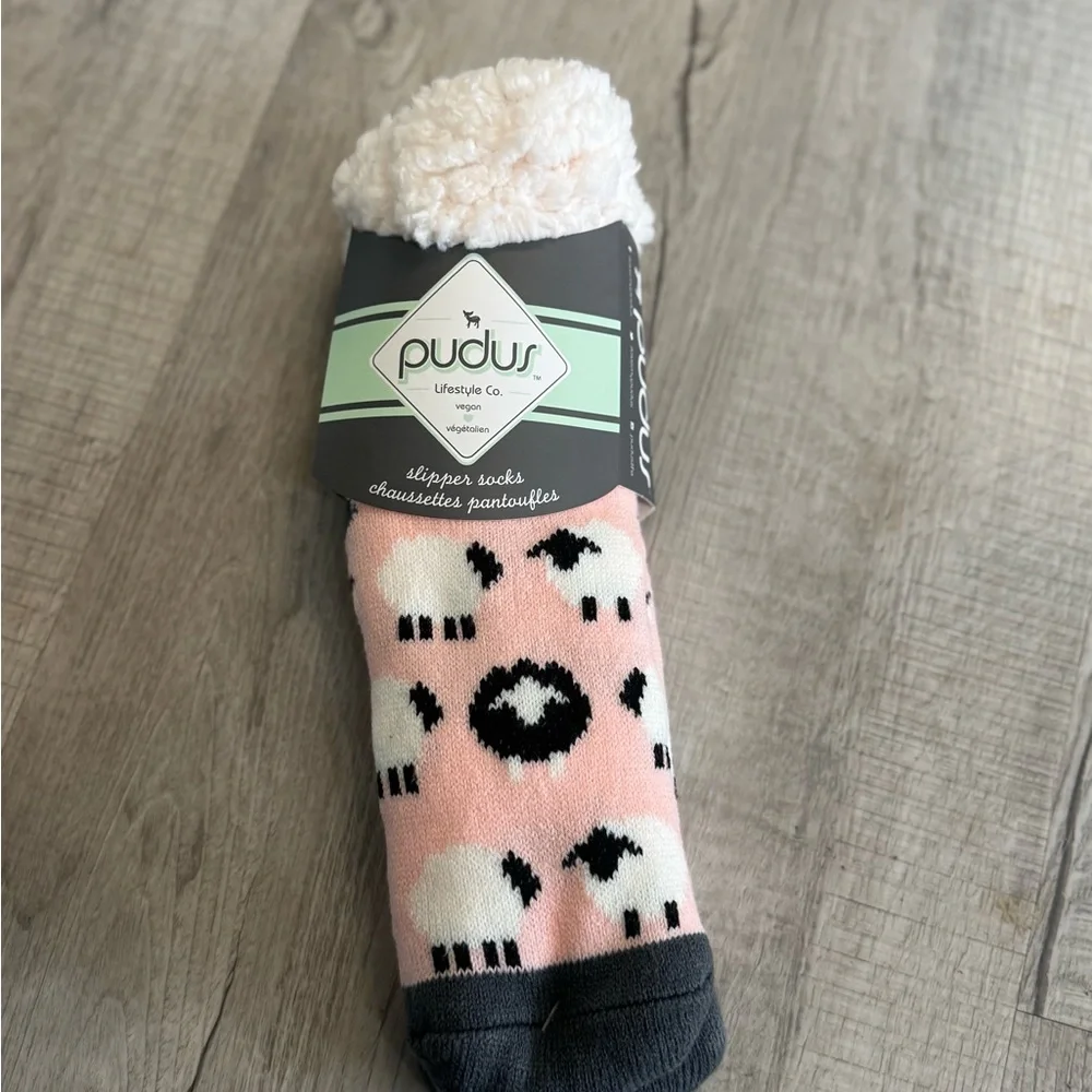 Pudus Cozy Pink Sheep Slipper Socks